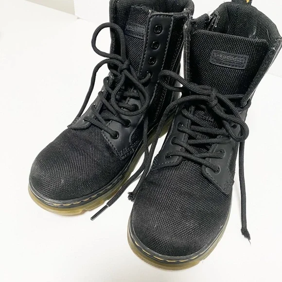 DR MARTENS BLACK COMBS J BLACK LACE UP & ZIPPER ANKLE BOOTS SIZE Little kid 2 - Picture 3 of 11